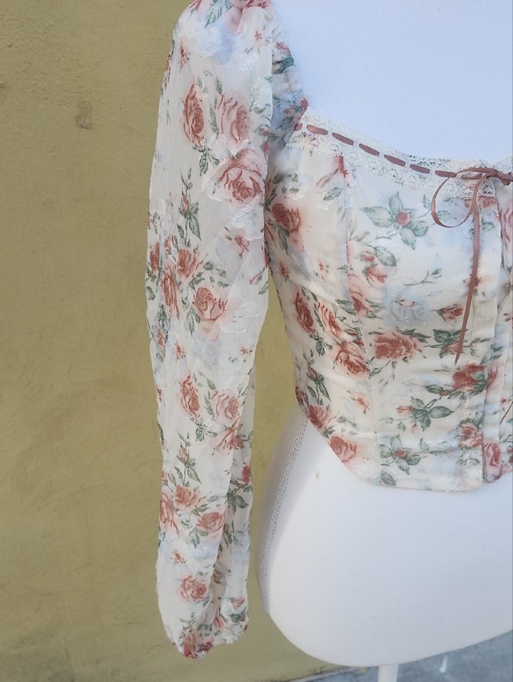 Altar'd State Cream Floral Booho Tie-Front Puff Sleeve Top - Picture 4 of 14